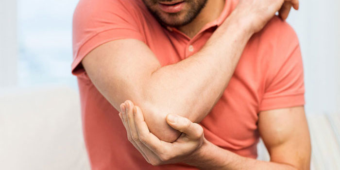 skauda alkūnės sąnario ką daryti raumenis išlaikyti skausmas proga