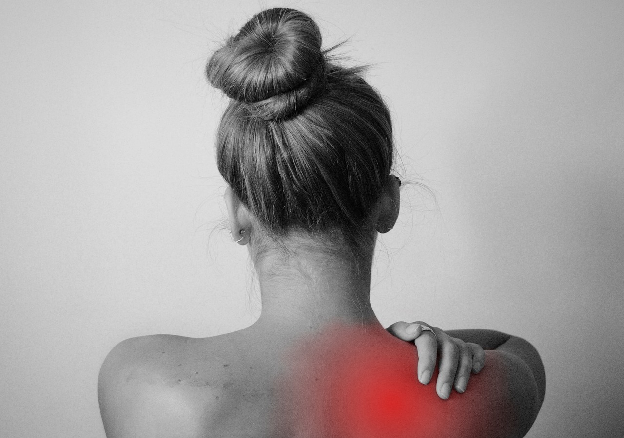 nugaros skausmas ir peties sąnario uždegimas peties sąnario ženklai