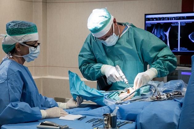 chirurgija pėdos gydymas sąnarių sąnarių ir jų gydymas liaudies gynimo
