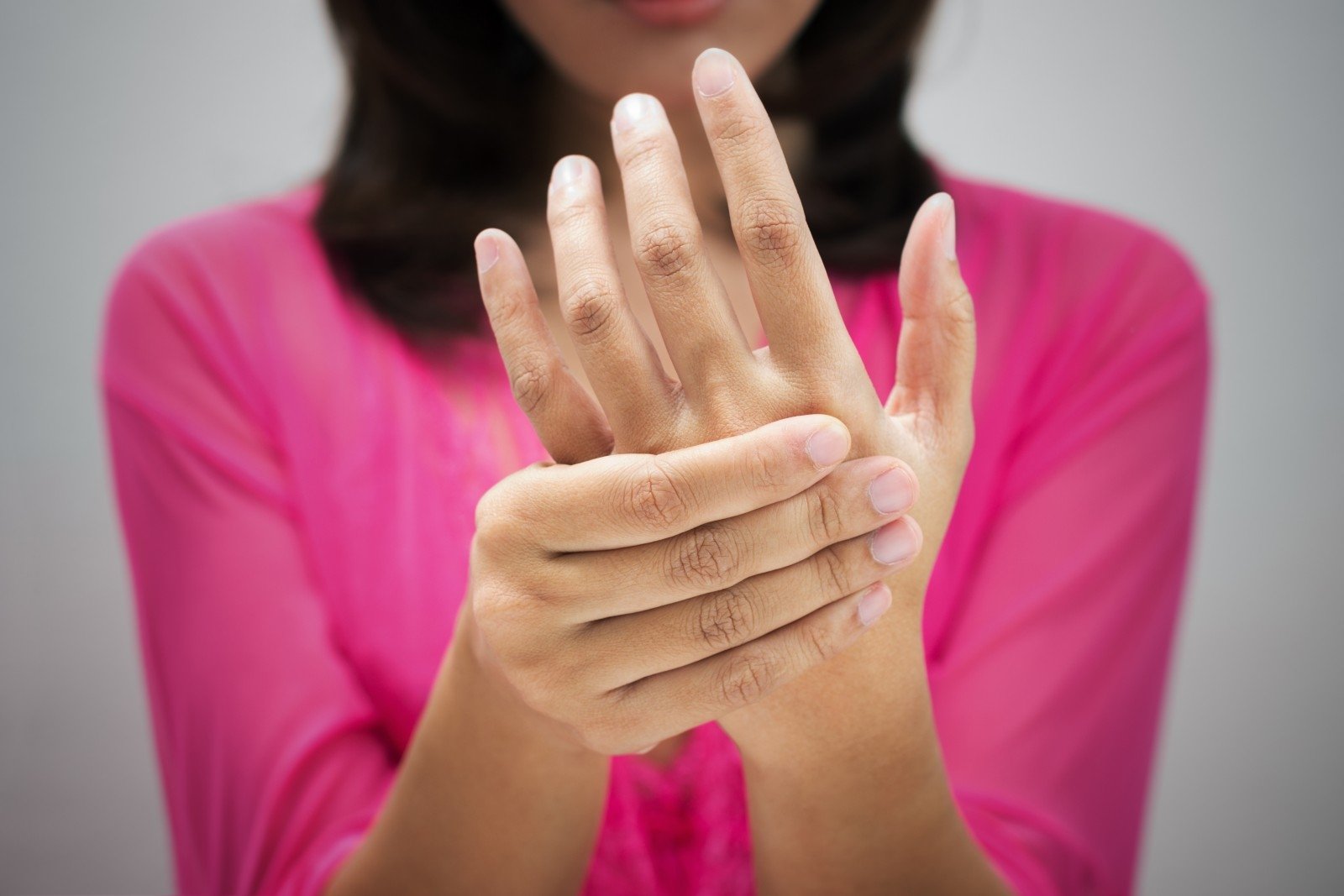 artritas plaštakų rankas kas tai yra kaip maisto artrozė įtakos