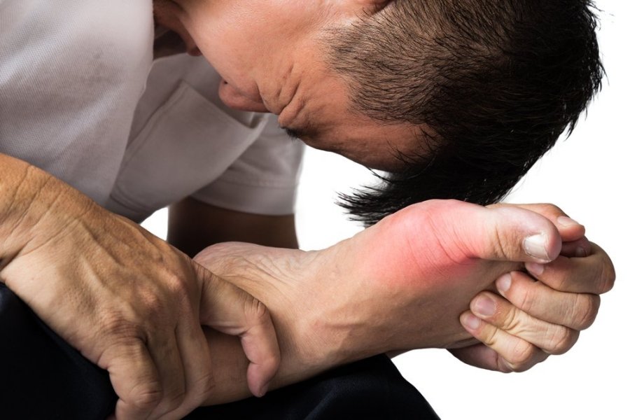 artrito gydymui ranka skausmas kaireje nugaros puseje apacioje