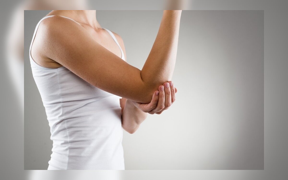raumenų ir sąnarių serga po darbo plaukimo su osteoartritu alkūnės sąnario